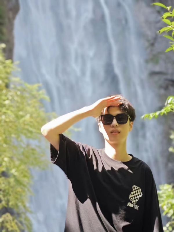 大橙子的第一张照片--泰州相亲服务中心