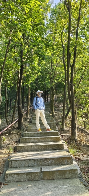 书衣的第三张照片--泰州相亲服务中心