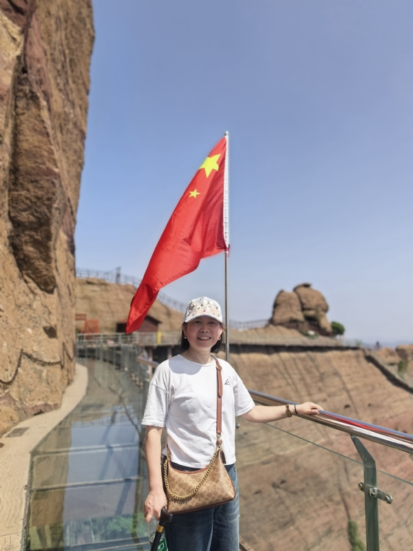 久久的第二张照片--泰州相亲服务中心