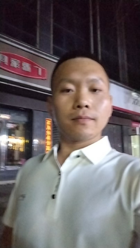 迷途悟人生的第一张照片--泰州相亲服务中心