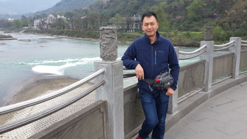 上下求索的第一张照片--泰州相亲服务中心